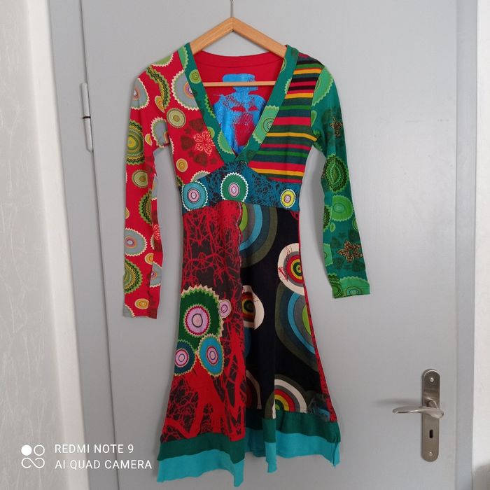 Robe à motifs multicolores t34