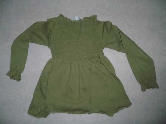 Chemisier kaki, froncé