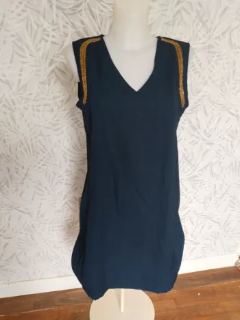 Magnifique robe à sequins marque Kiabi taille 42