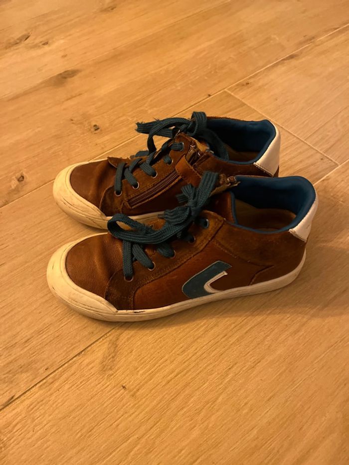 Chaussures taille 34 - photo numéro 2