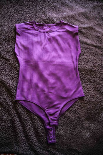 Body Violet Bershka