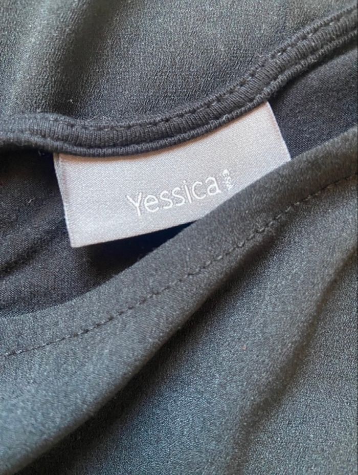 Tunique débardeur noire bas volanté Yessica taille 36 / S - photo numéro 10