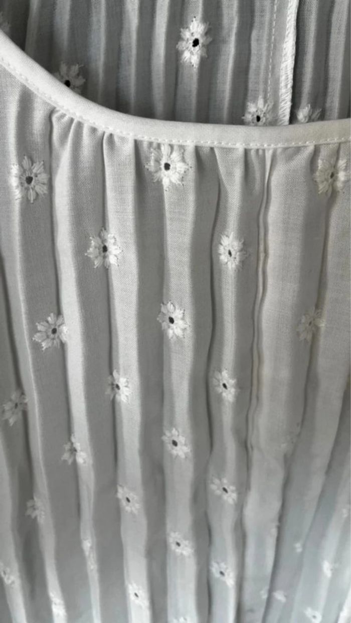 Blouse plissée brodée - photo numéro 5