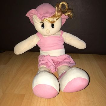 Peluche/Poupée Fillette Rose