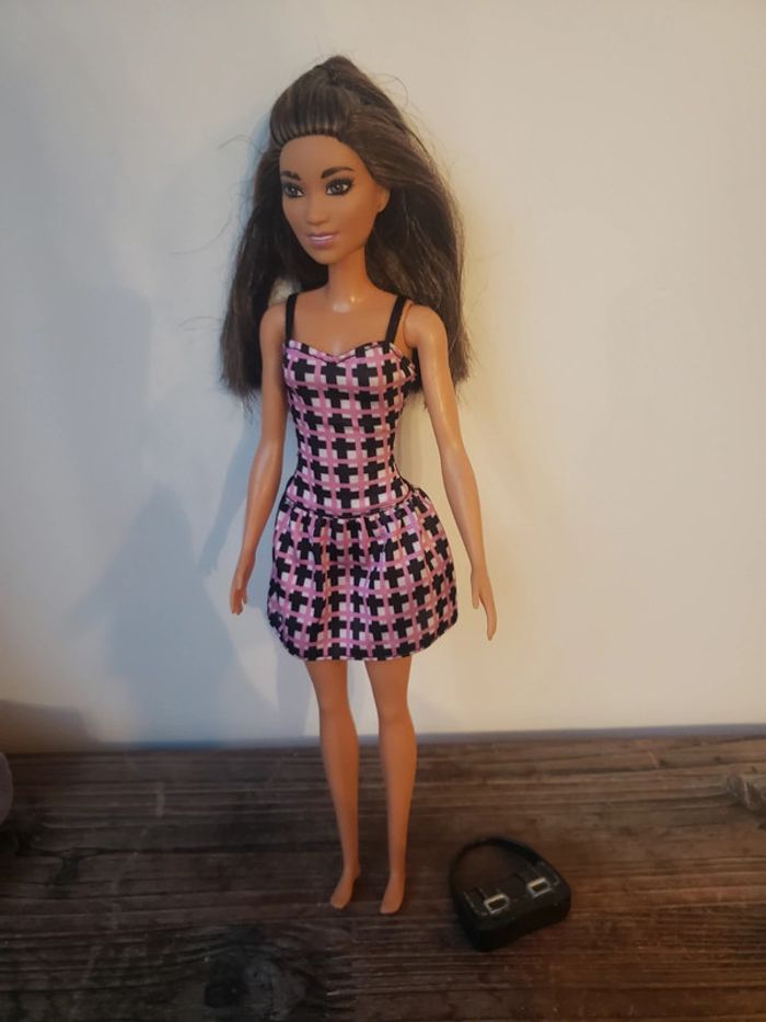 Belle barbie fashionista n°86 - photo numéro 4