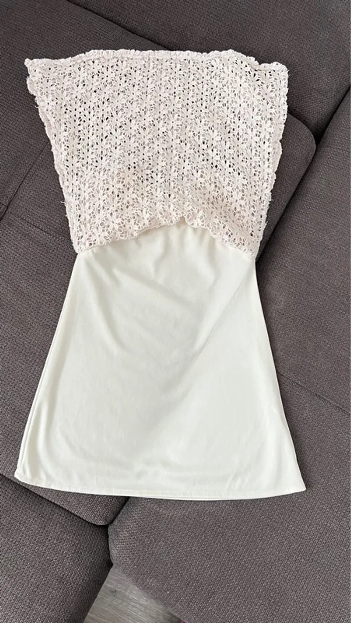 Jolie robe de cérémonie hiver 24 mois - photo numéro 3