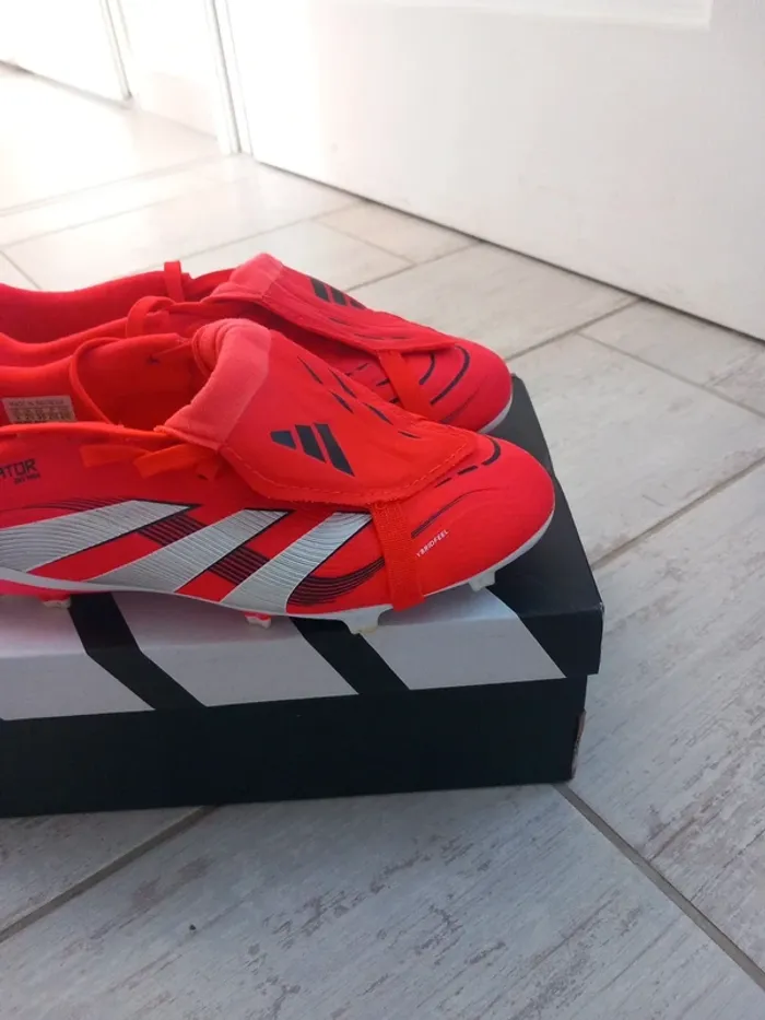 Crampons adidas predator 35 - photo numéro 3