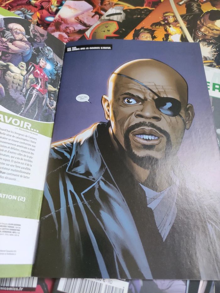 Lot 12 comics Avengers - photo numéro 3