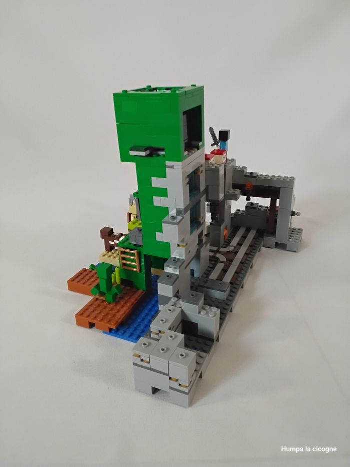 Lego Minecraft 21155 (M374) - photo numéro 4