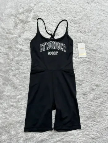 Combinaison short Stronger
