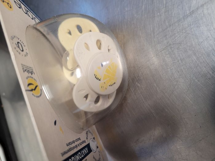 Biolane 6 Tétines anatomiques animaux - Sucettes extra-fines - 0 à 6 mois - photo numéro 3