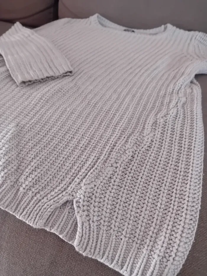 Pull gris - photo numéro 3