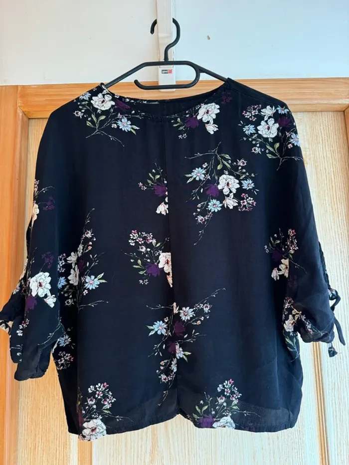 Lot de 13 vêtements femme ado taille S - photo numéro 2