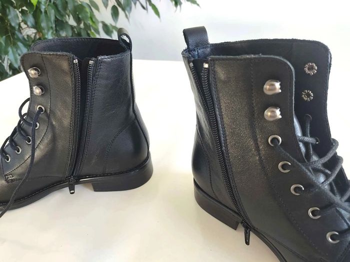 Paire de bottines Harcourt taille 37 cuir noir neuves - photo numéro 8