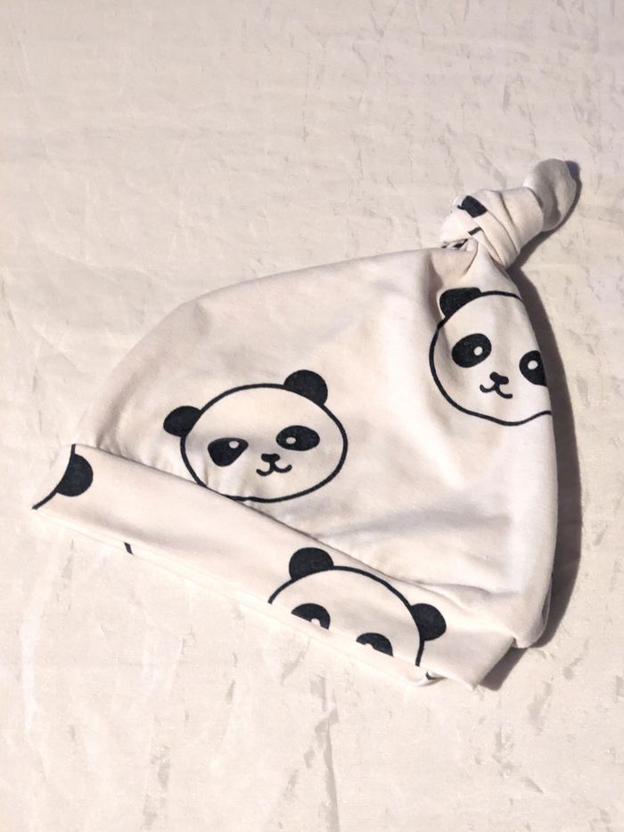 Bonnet Blanc Dessins Visages Têtes Panda Nœud Pointe Animal Vêtement Accessoire Petits Enfants Bébés