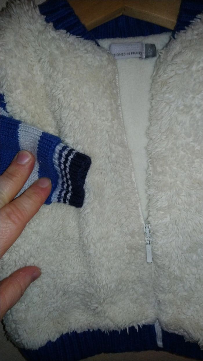 Superbe gilet doublé Catimini taille 6 mois - photo numéro 6