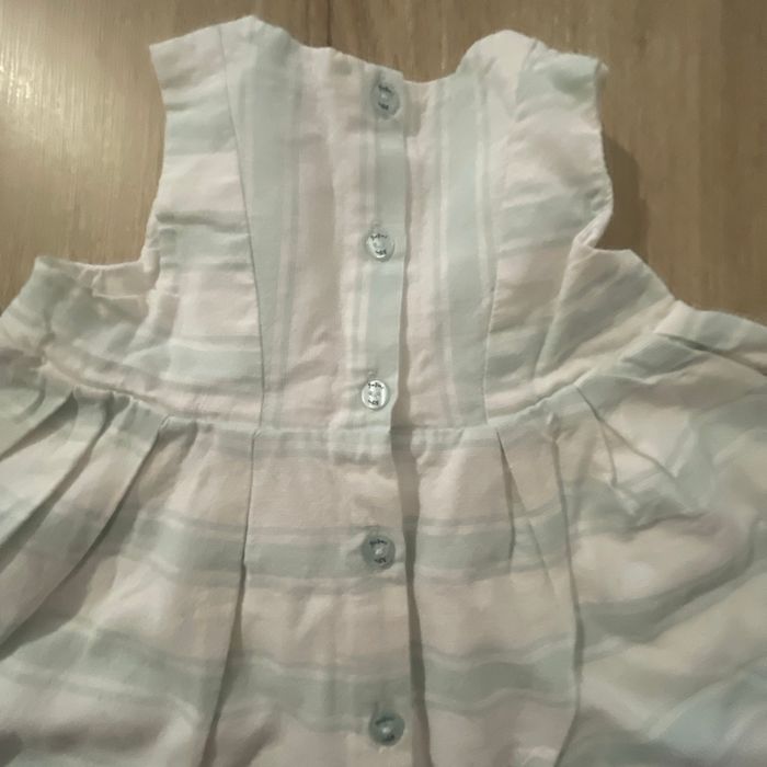 Robe 6 mois - photo numéro 4