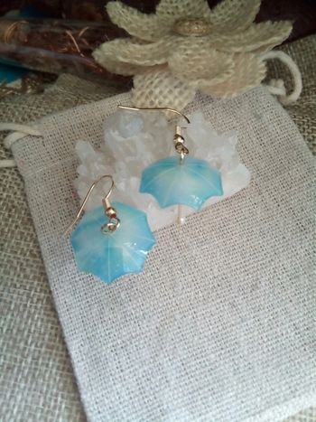 Boucles d'oreilles parapluies bleus