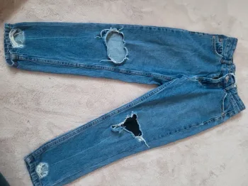 Jean mom