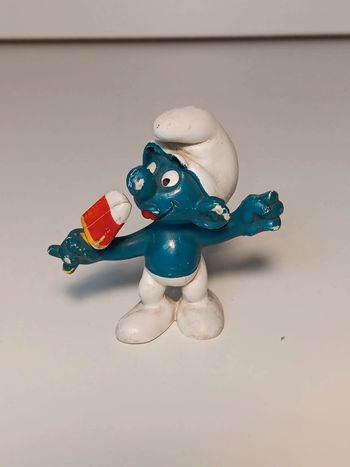 Figurine vintage 1978 Schtroumpf mange une glace schleich peyo W.germany