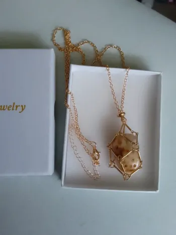 Collier pierre naturelle d'agate