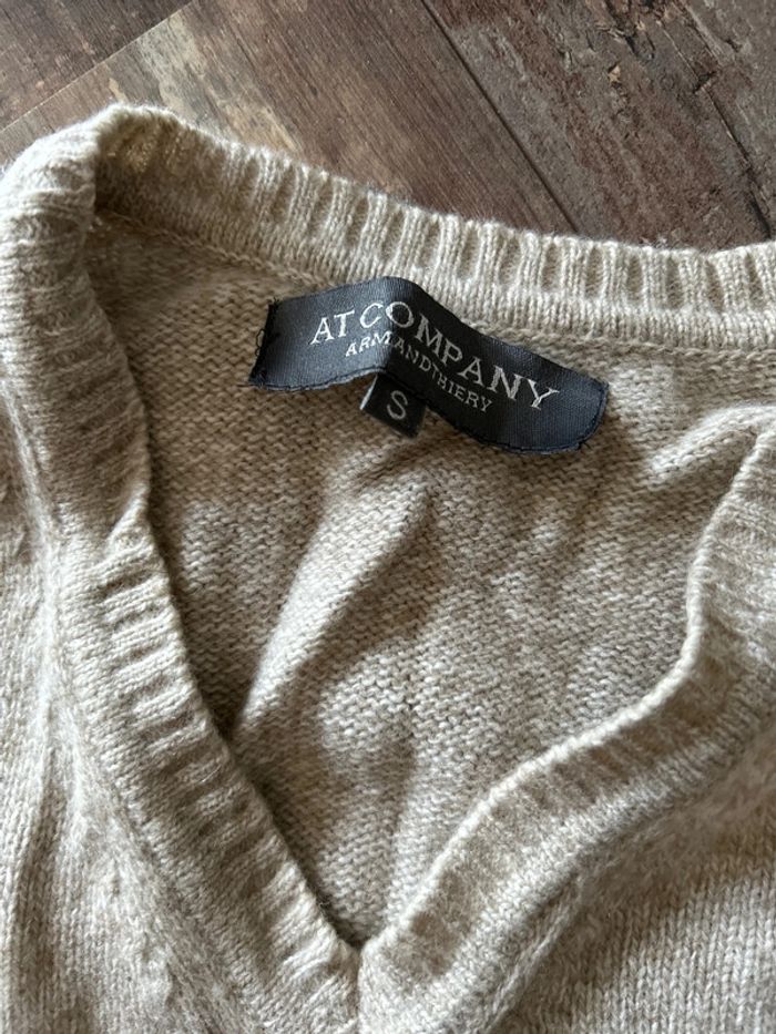 Pull col V chiné 80% laine - photo numéro 3