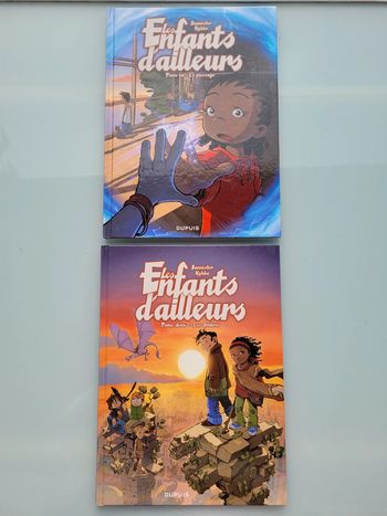 2 BD Les Enfants d'ailleurs : tomes 1 et 2, Cycle I (52)