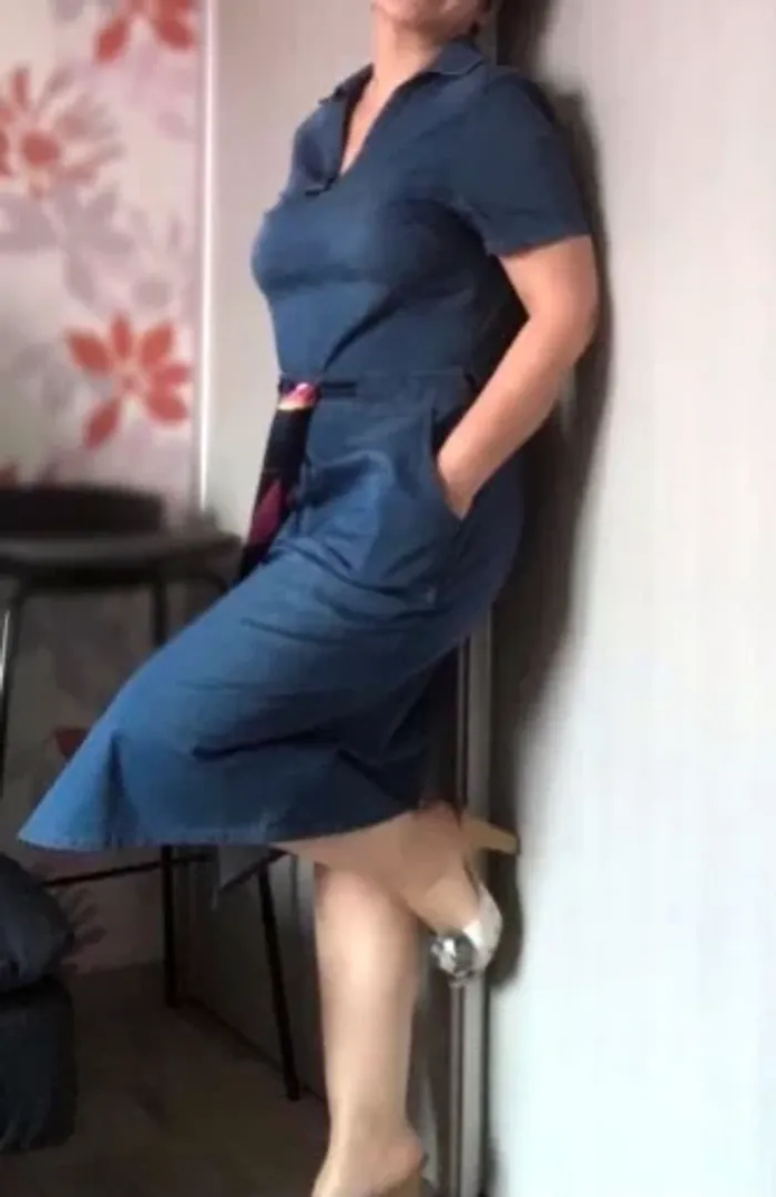 La robe bleu jeans - photo numéro 2