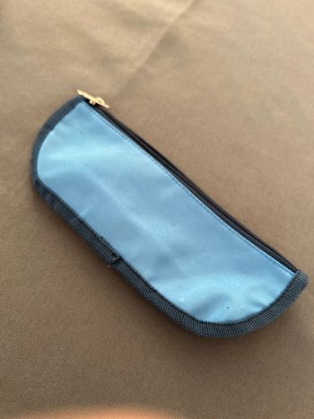 2 Petites trousses école bleue