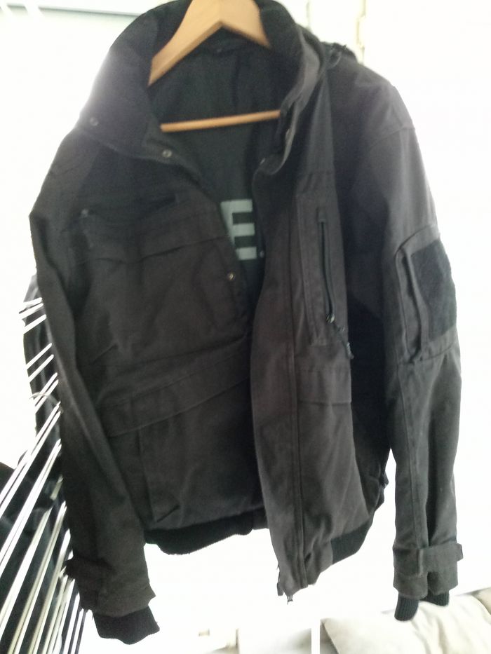 en lot ou separé pour la securité - photo numéro 2