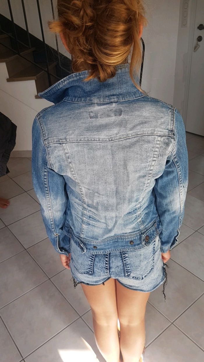 Veste jean h&m t 7 8 ans - photo numéro 2