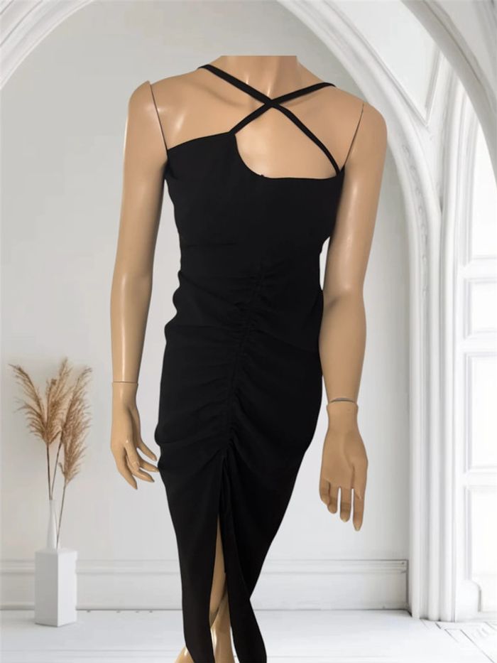 Très belle robe noir Zara noir taille  xs neuve - photo numéro 5