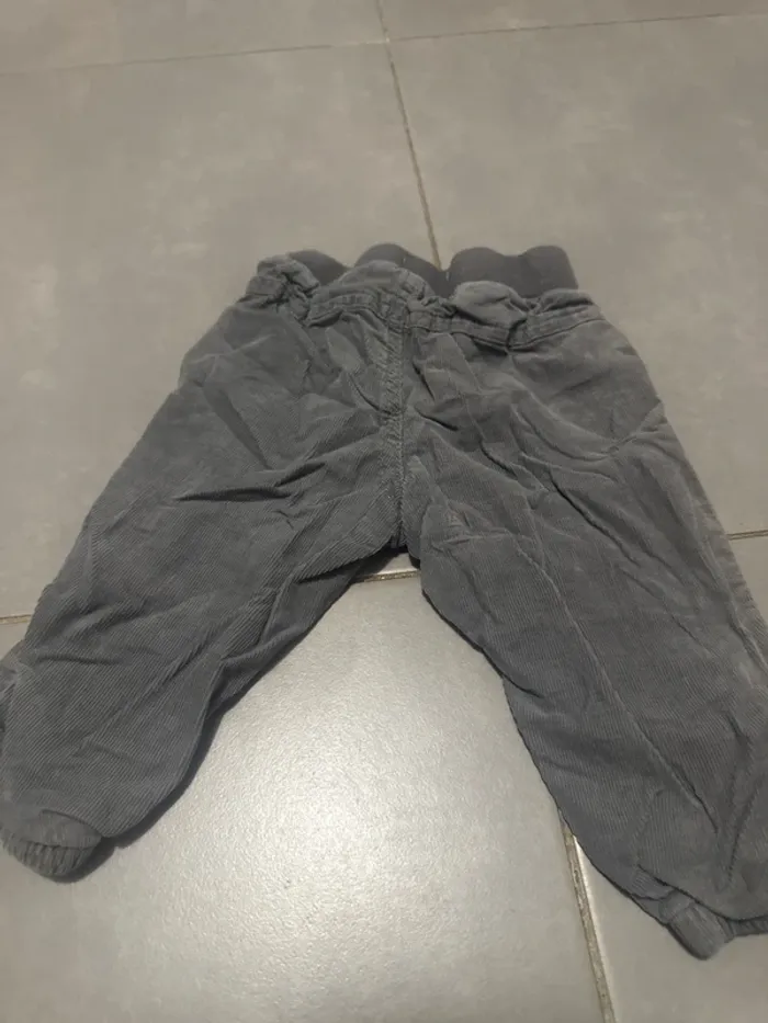 Pantalon bébé 6mois - photo numéro 3