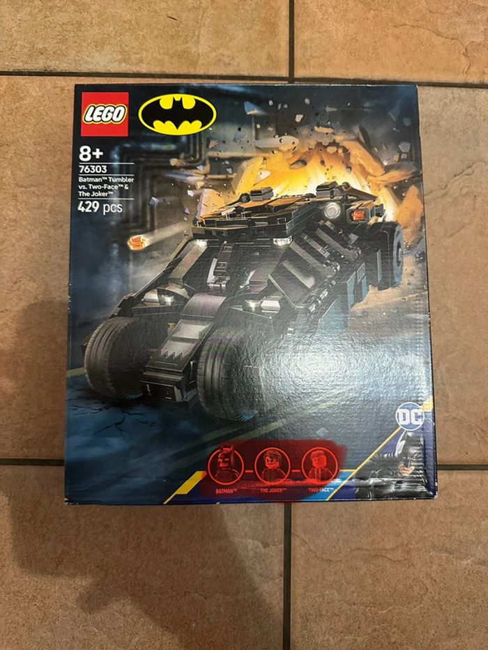 Set Lego 76303 Batman Trumbler sans figurines - photo numéro 3