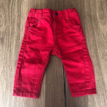 Jean rouge 6 mois