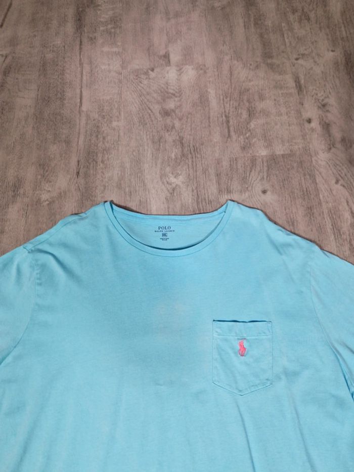 T shirt Ralph Lauren Bleu Ciel Logo Brodé Rose Taille 2XL Homme - photo numéro 3