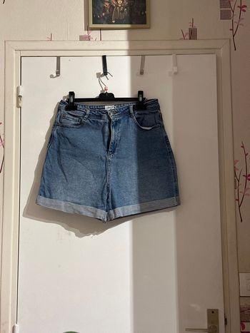 Short jean