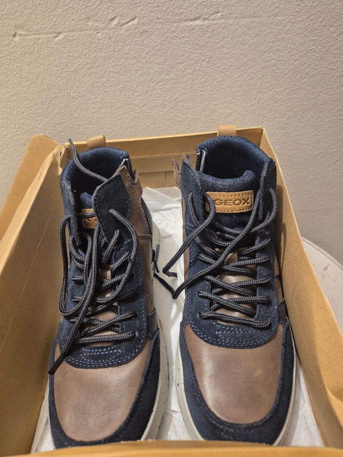 Chaussure garçon geox  neuf - photo numéro 5