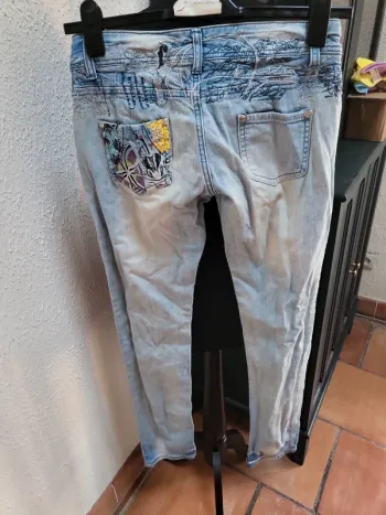 Jean à motif