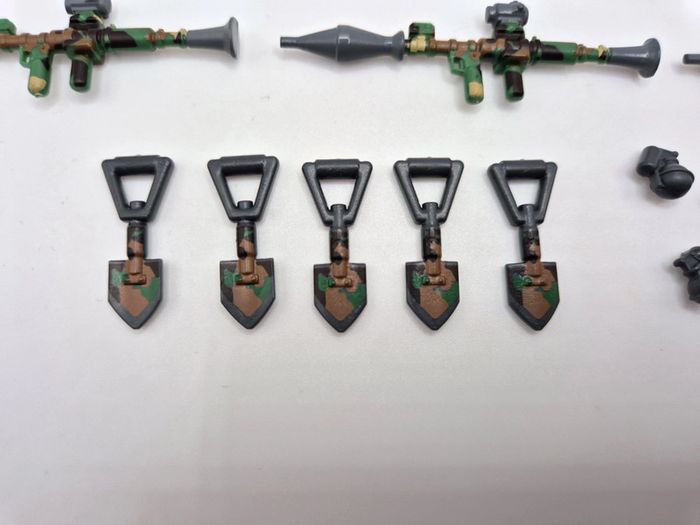 Lot d'armes mitraillette type lego pour militaires star wars - photo numéro 3