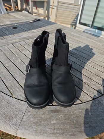 Bottines timberland noire taille 34