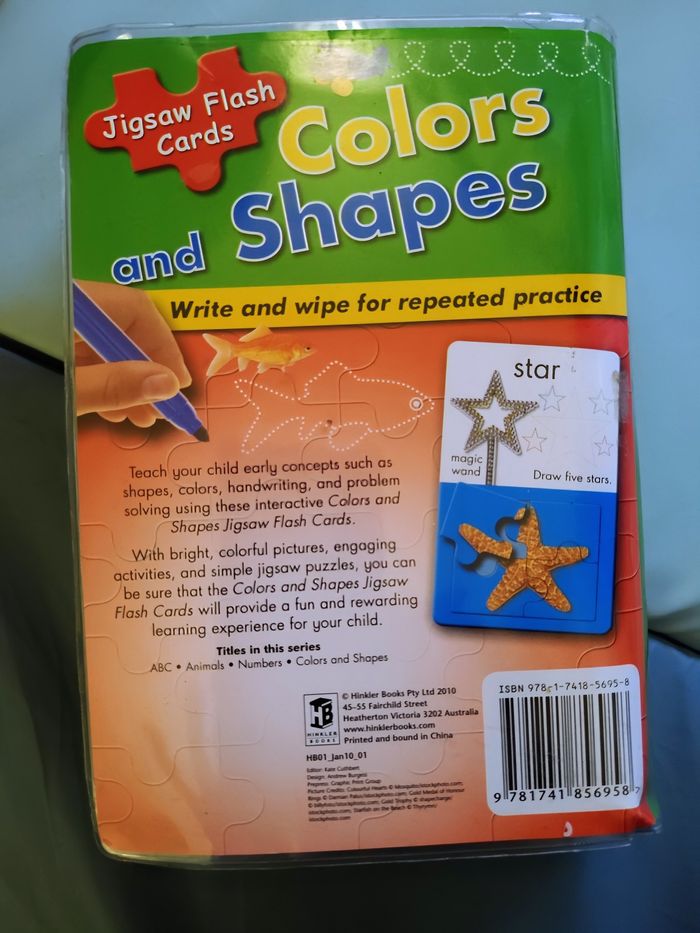 Jeu Colors shapes puzzle et écriture en anglais - photo numéro 2