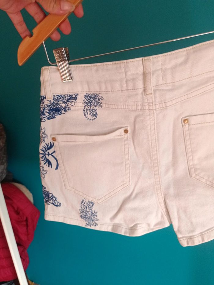 Short blanc - photo numéro 4
