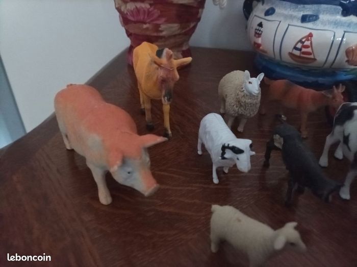 Lot 10 animaux de la ferme avec un tracteur - photo numéro 2