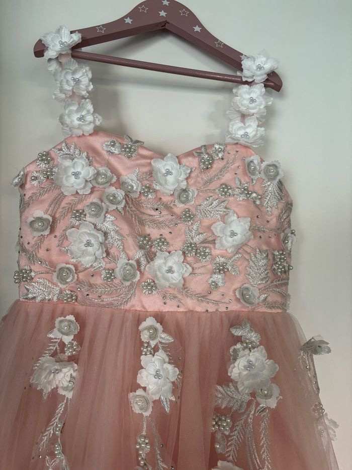 Robe de cérémonie - photo numéro 2