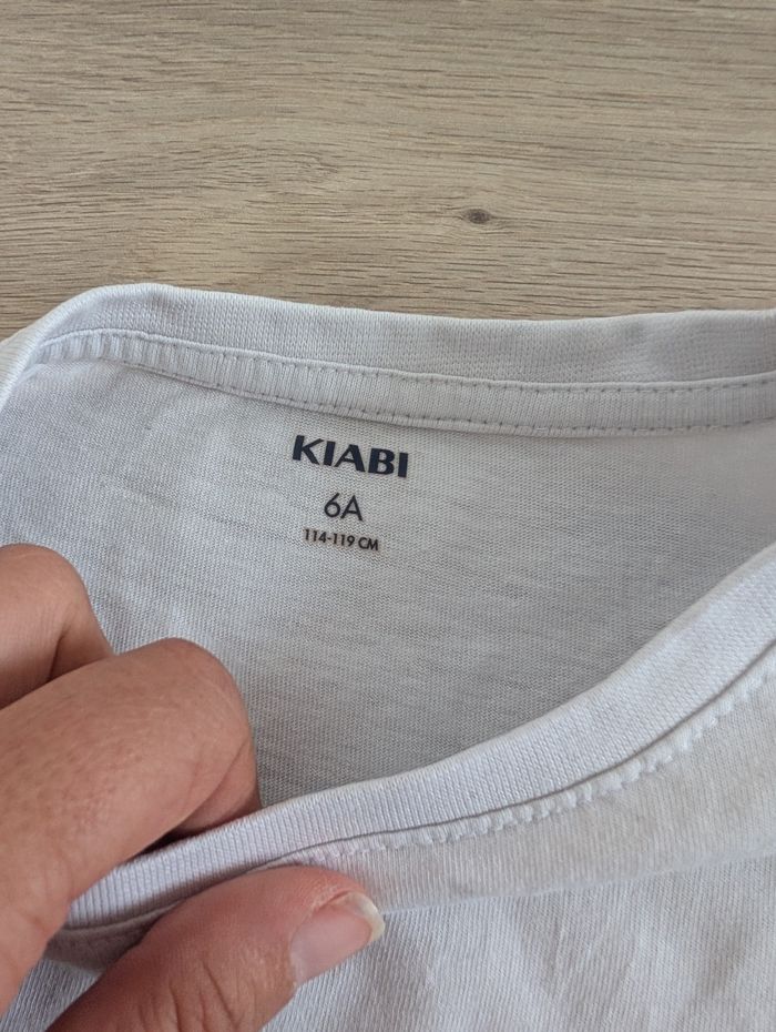 Short Hugo boss 5/6 ans - photo numéro 9