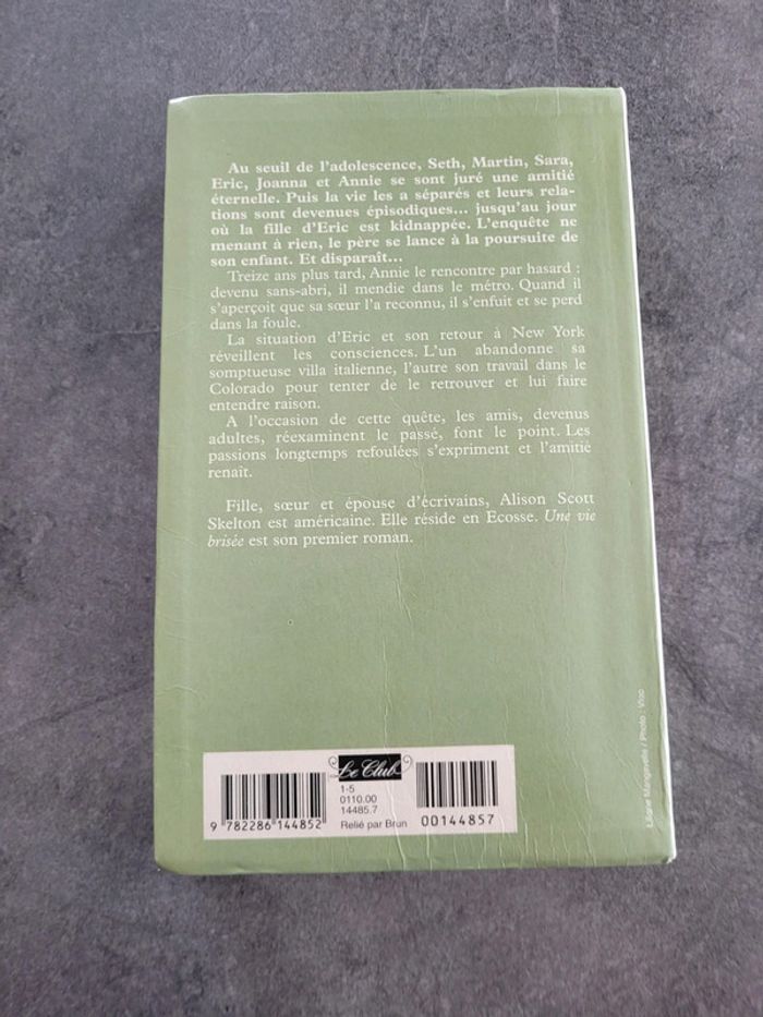 Livre 📖 une vie brisée - photo numéro 3