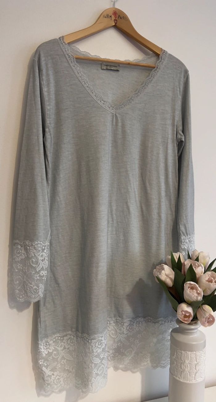 Fond de robe bleu gris clair détails en dentelles 🤍🤍 - photo numéro 6