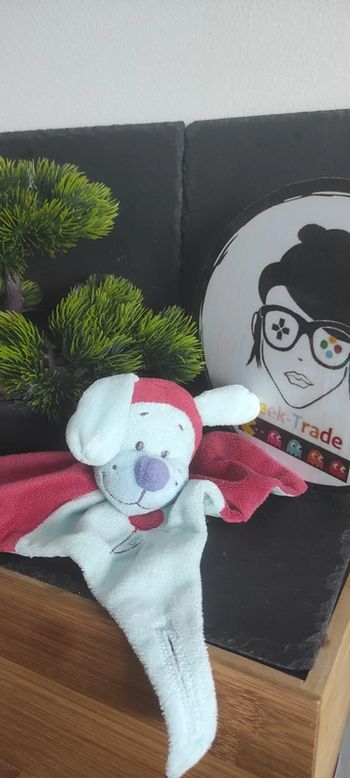 Doudou plat chien rouge bleu attache tétine Tex baby ballon Capuche Turquoise