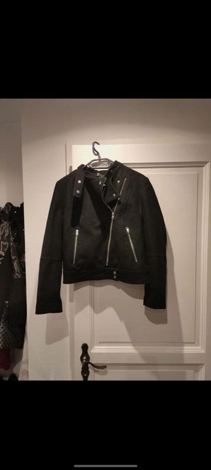 Veste noire H&m taille 38/M neuf sans étiquette